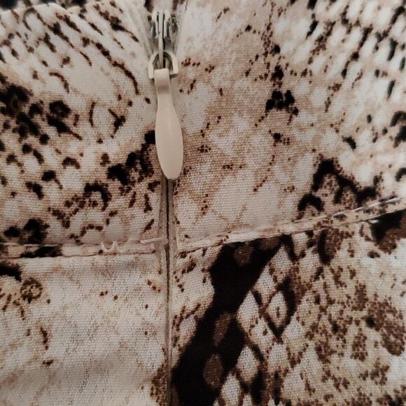 NWT Women's Animal Print Circle Skirt Size Small - Picture 6 of 8